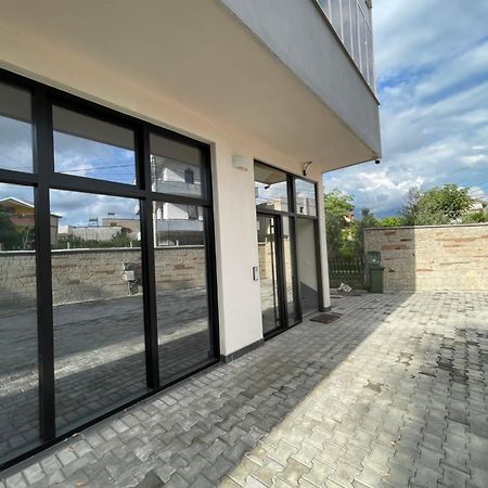 Franco Apartments Tiranë Eksteriør bilde